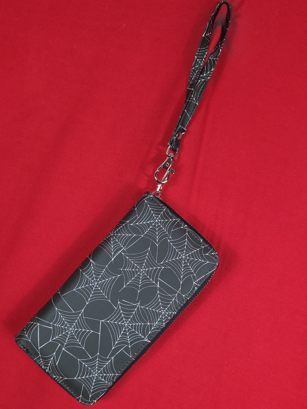 NEW EM & SPROUT Spider Web Wallet Wristlet Halloween Goth Gothic Spooky
